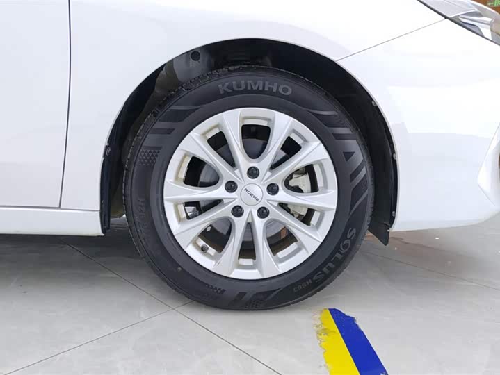 Roewe i5 2023 2023款 1.5L CVT豪华版