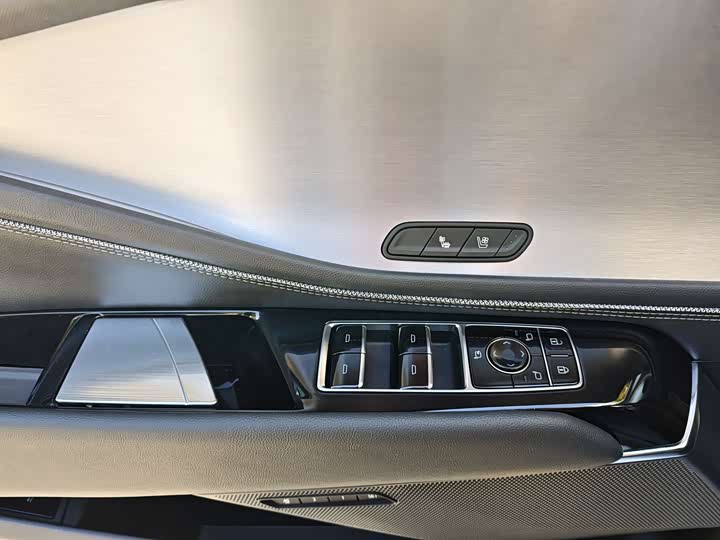 Cadillac GT4 2023 2023款 25T 豪华型