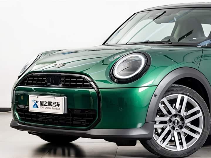 Mini Mini 2025 2025款 1.5T COOPER 经典派