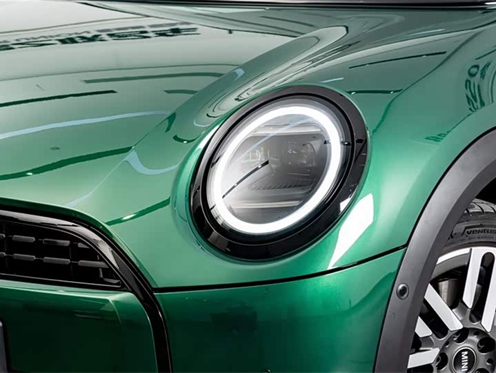 Mini Mini 2025 2025款 1.5T COOPER 经典派