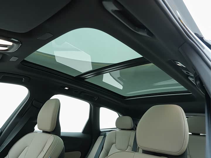 Volvo XC60 2026 2026款 B5 四驱智逸豪华版