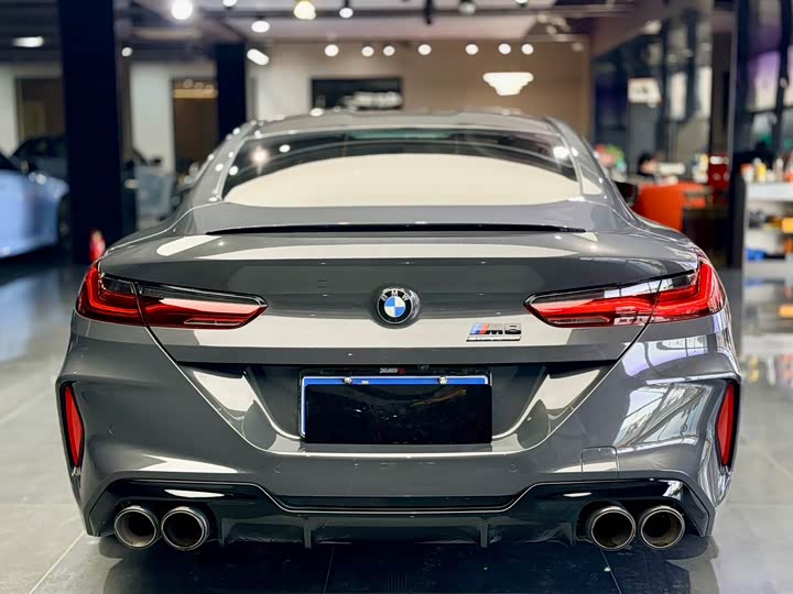 BMW M8 2022 2022款 M8 双门轿跑车 雷霆版