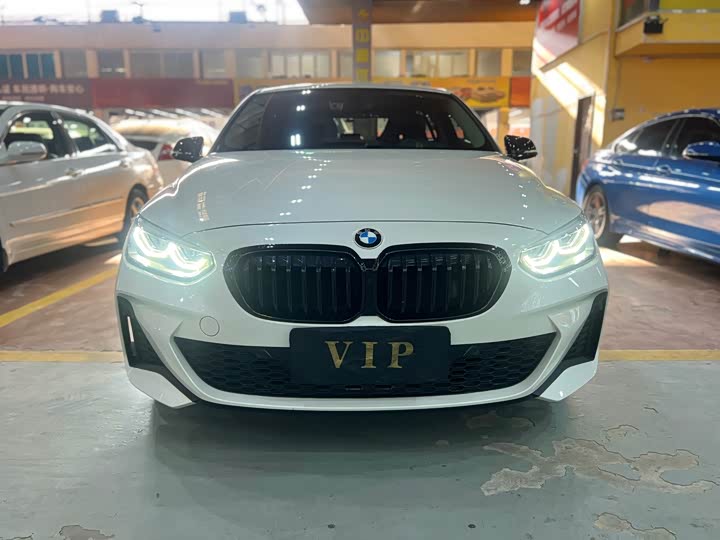 BMW 1 Series 2023 2023款 125i M运动曜夜版