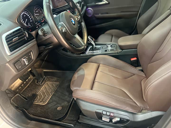 BMW 1 Series 2023 2023款 125i M运动曜夜版