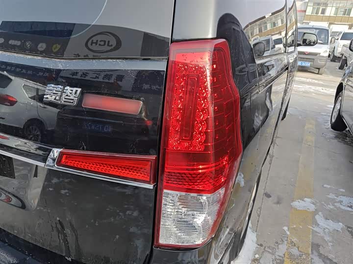 Dongfeng Forthing Lingzhi Plus 2021 2021款 2.0L 手动舒适型 7座