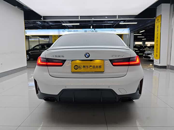 BMW 3 Series 2024 2024款 325i M运动曜夜套装