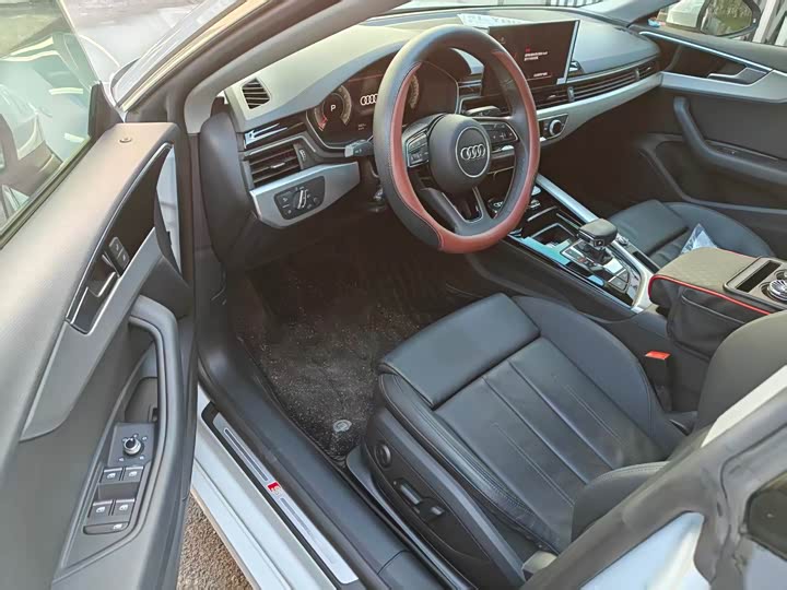 Audi A5 2024 2024款 Sportback 40 TFSI 时尚动感型