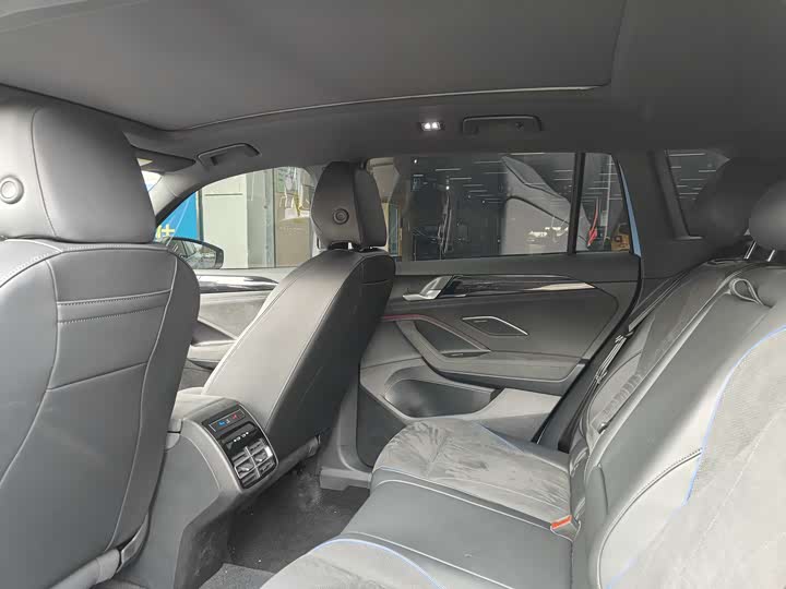 Volkswagen Tiguan L Pro 2025 2025款 PRO 380TSI 四驱 R-Line 智尊版