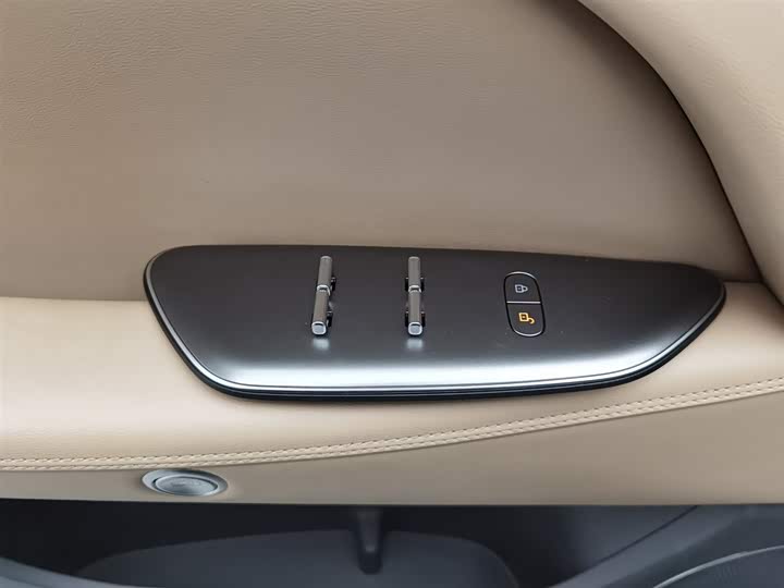 BAIC Arcfox Alpha T5 2025 2025款 660 MAX