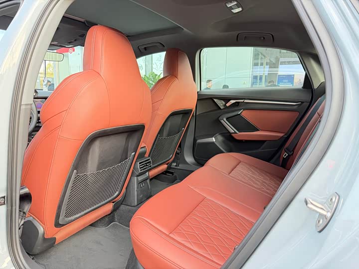 Audi A3 2025 2025款 A3L Limousine 35TFSI 飞驰尊享型