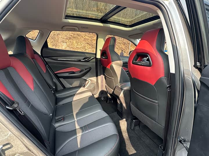 Changan Oshan X5 2022 2022款 运动版 1.5T DCT飓风音速