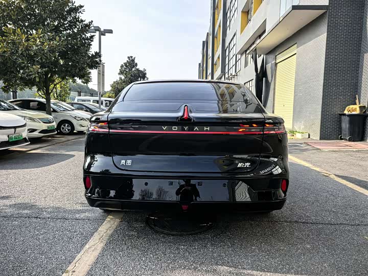 Voyah Passion 2024 2024款 PHEV 四驱超长续航旗舰版