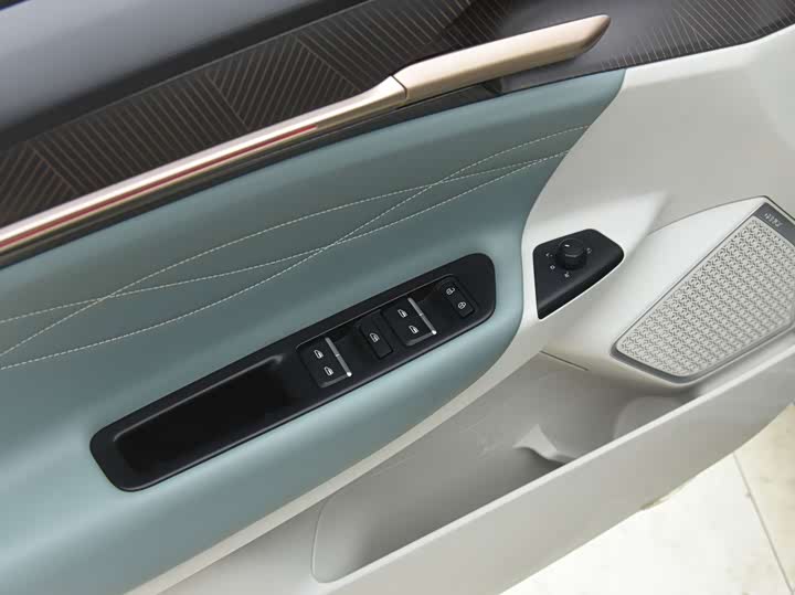 Geely Geometry G6 2022 2022款 620 新趣型