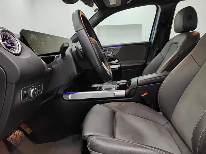 Mercedes-Benz EQB 2022 2022款 EQB 350 4MATIC