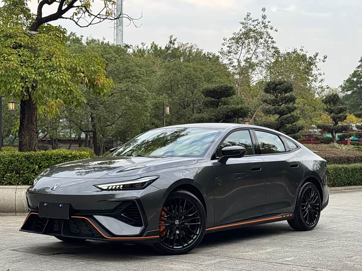 Changan UNI-V 2025 2025款 第三代 2.0T 劲擎型