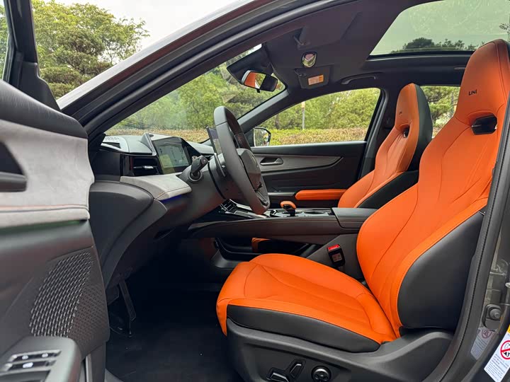 Changan UNI-V 2025 2025款 第三代 2.0T 劲擎型