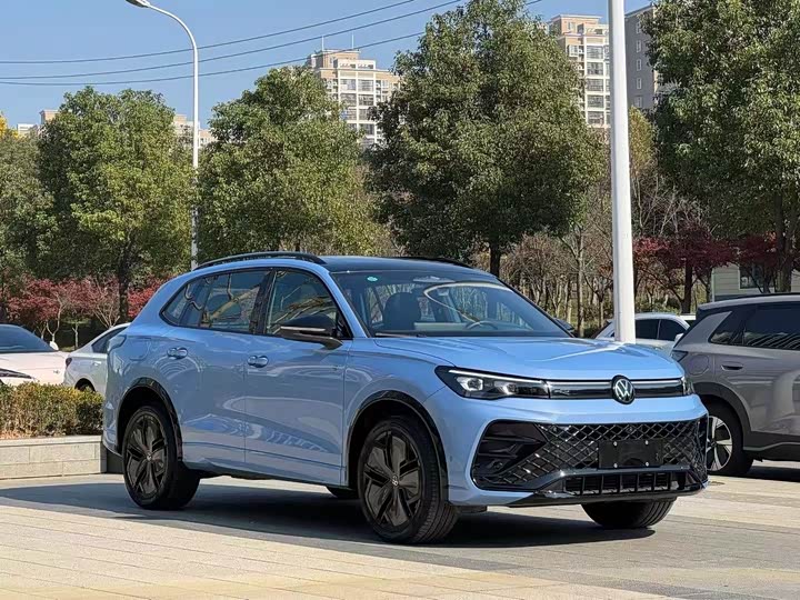 Volkswagen Tiguan L Pro 2025 2025款 PRO 380TSI 四驱 R-Line 智尊版