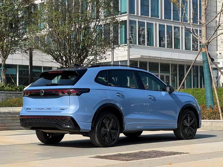 Volkswagen Tiguan L Pro 2025 2025款 PRO 380TSI 四驱 R-Line 智尊版