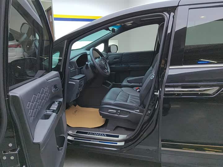 Honda Elysion 2024 2024款 2.0L e:HEV 豪华版