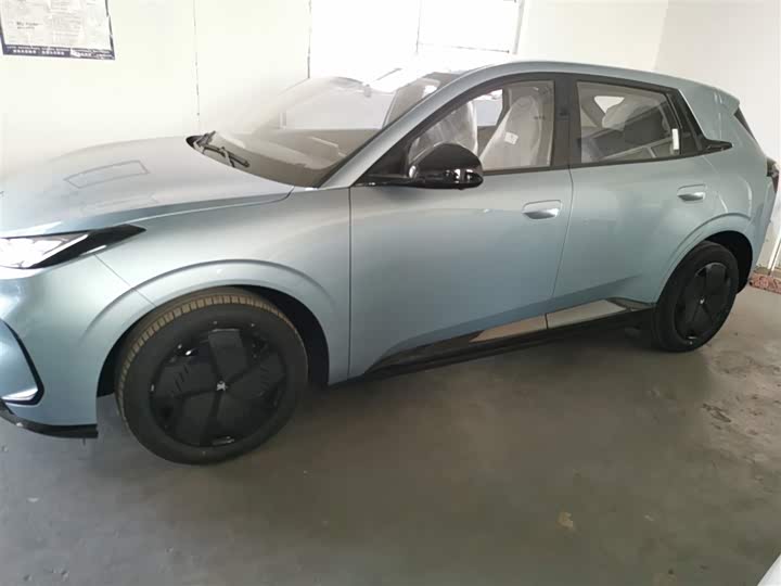 BAIC Arcfox T1 2025 2025款 425 PRO