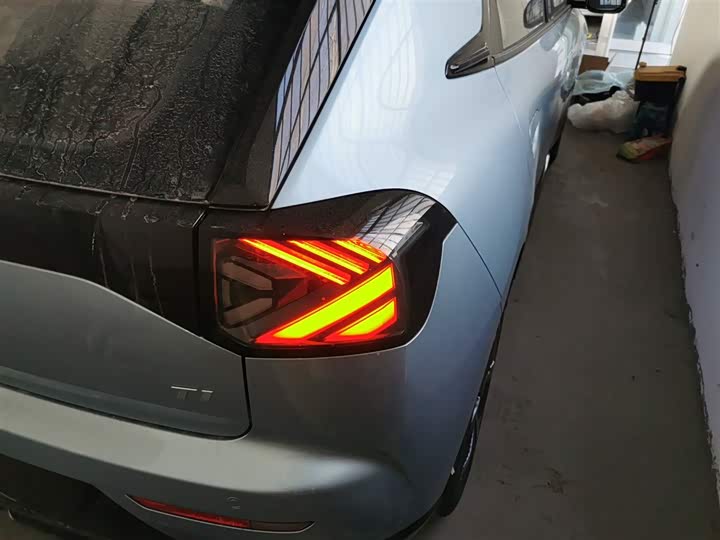 BAIC Arcfox T1 2025 2025款 425 PRO