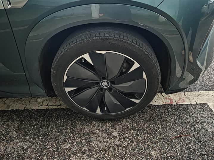 BYD Tang L 2025 2025款 DM 175KM无人机玩家版