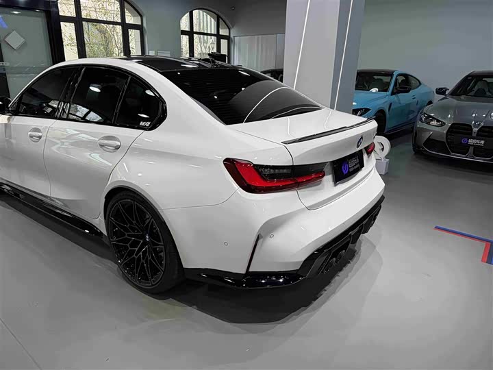 BMW M3 2024 2024款 M3四门轿车 M xDrive 雷霆版