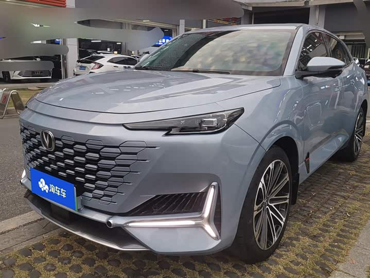 Changan UNI-K Hybrid 2022 2022款 蓝鲸iDD 130km 1.5T 尊贵型