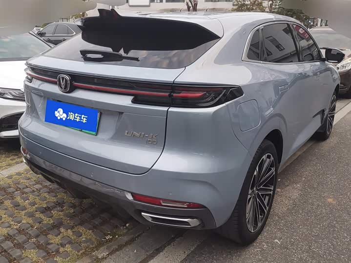 Changan UNI-K Hybrid 2022 2022款 蓝鲸iDD 130km 1.5T 尊贵型