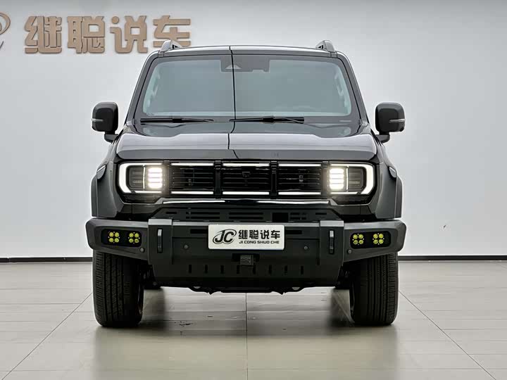 BAIC Beijing BJ40 2024 2024款 2.0T 全新城市猎人版 至尊型