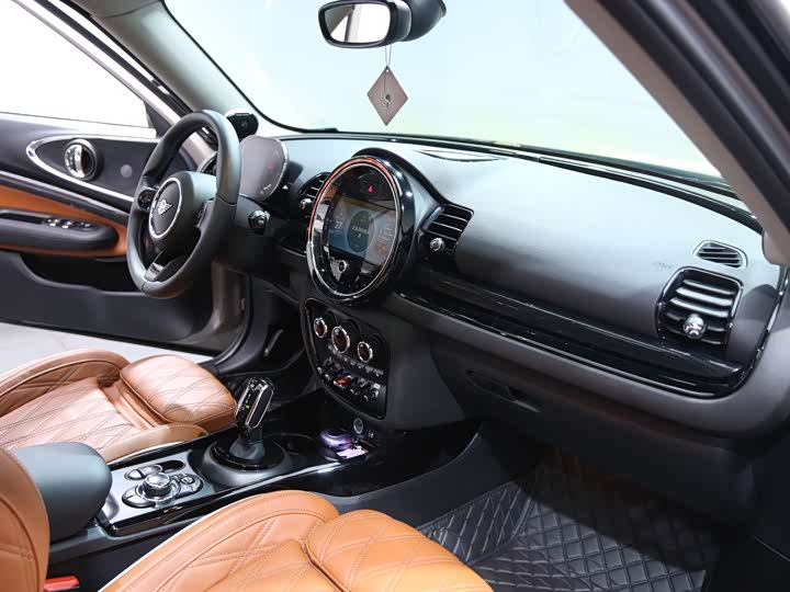 Mini Clubman 2023 2023款 2.0T COOPER S 鉴赏家