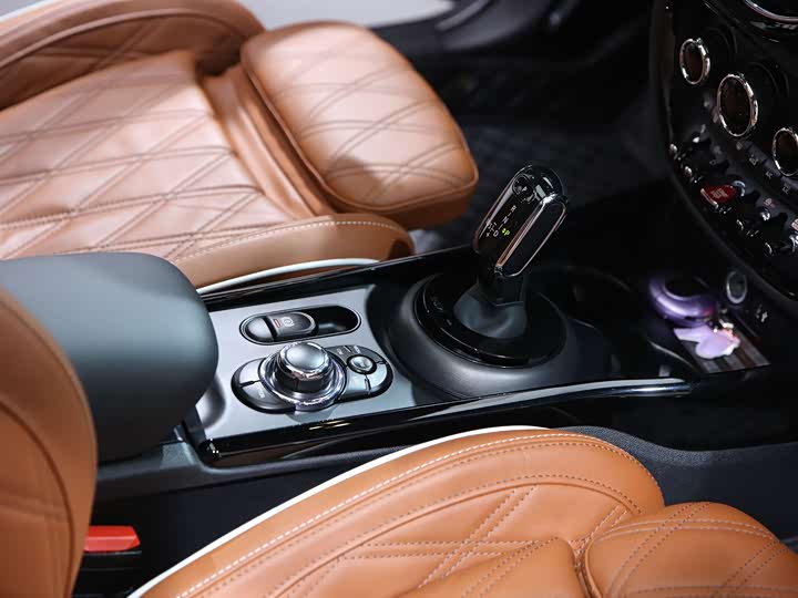 Mini Clubman 2023 2023款 2.0T COOPER S 鉴赏家