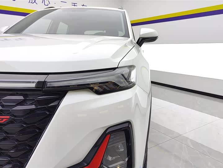 Changan CS35 Plus 2022 2022款 蓝鲸NE 1.4T DCT豪华型