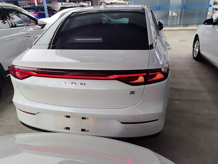 GAC Aion S 2023 2023款 魅 580 磷酸铁锂