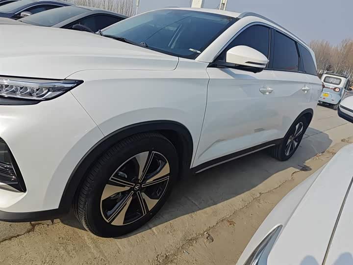 Changan X7 Plus 2024 2024款 1.5T 自动尊耀型 7座