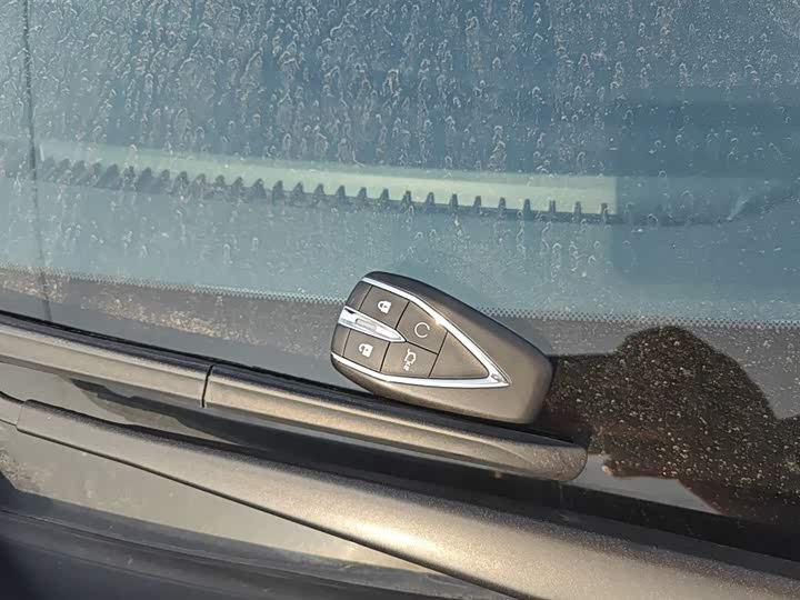 Changan X7 Plus 2024 2024款 1.5T 自动尊耀型 7座