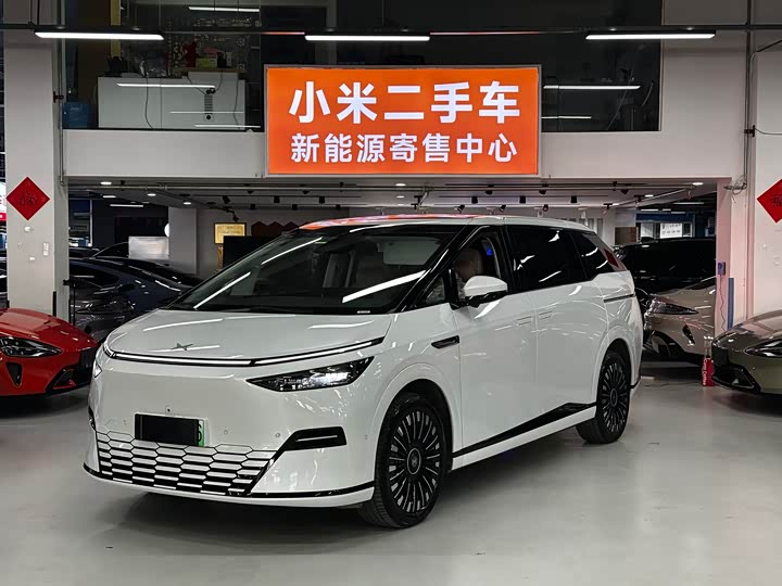 XPeng X9 2025 2025款 纯电 740超长续航 Max