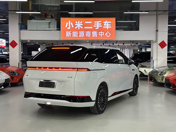 XPeng X9 2025 2025款 纯电 740超长续航 Max