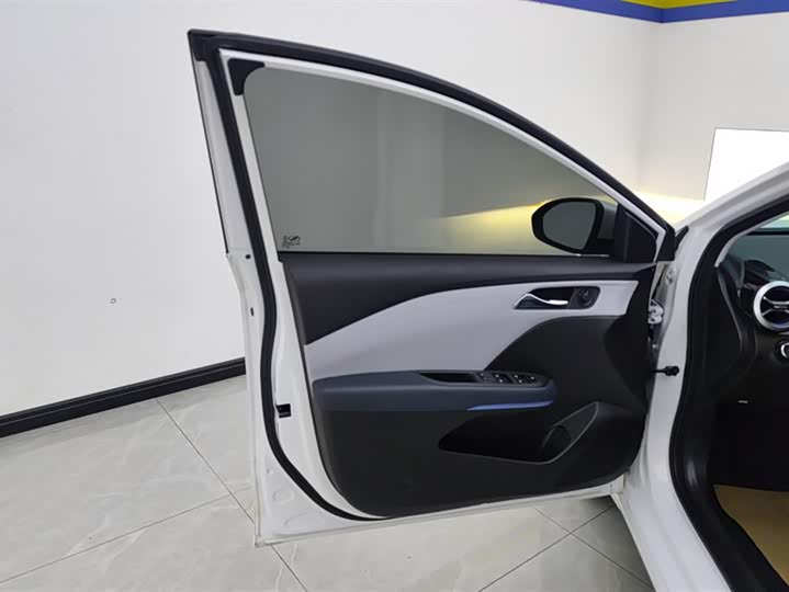 Chevrolet Monza 2024 2024款 1.5L 双离合悦享版