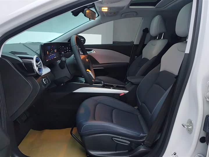 Chevrolet Monza 2024 2024款 1.5L 双离合悦享版
