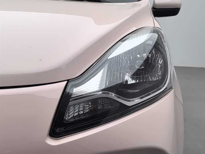 Changan BenBen E-Star 2021 2021款 国民版 多彩款 磷酸铁锂（31.95kWh）