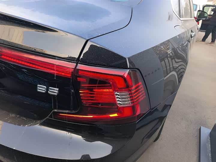 Volvo S90 2025 2025款 B5 智逸豪华版