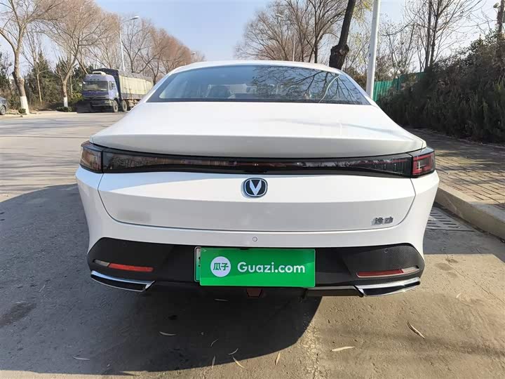 Changan Eado EV 2025 2025款 智慧新蓝鲸 145KM 战舰版