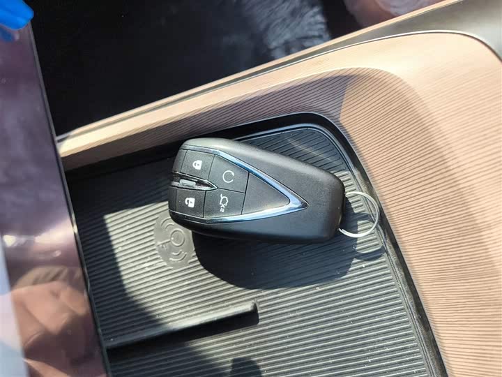 Changan Eado EV 2025 2025款 智慧新蓝鲸 145KM 战舰版