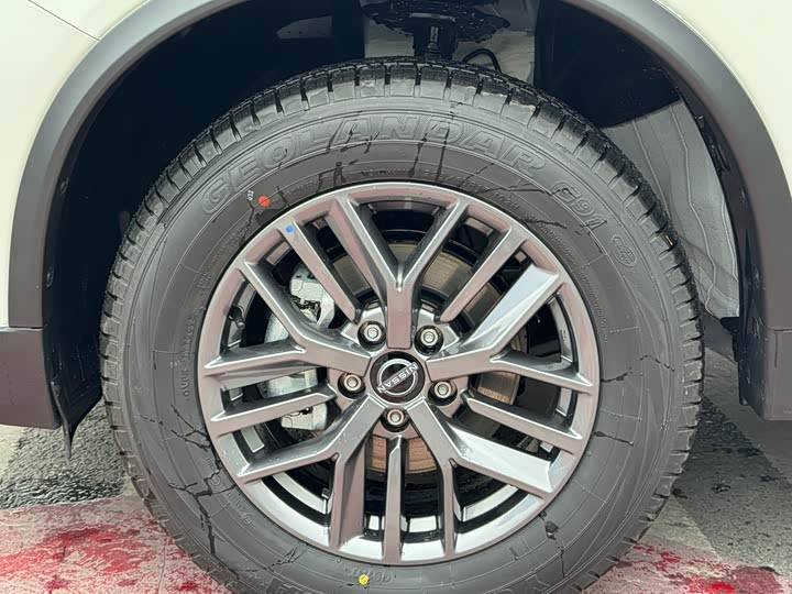 Nissan X-Trail 2025 2025款 荣誉 2.0L 两驱领先版