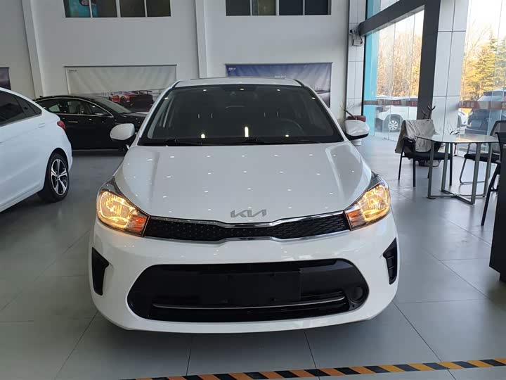 Kia Pegas 2020 2020款 改款 1.4L 自动舒适天窗版