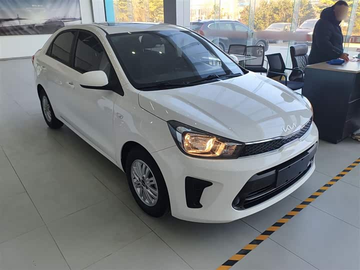 Kia Pegas 2020 2020款 改款 1.4L 自动舒适天窗版