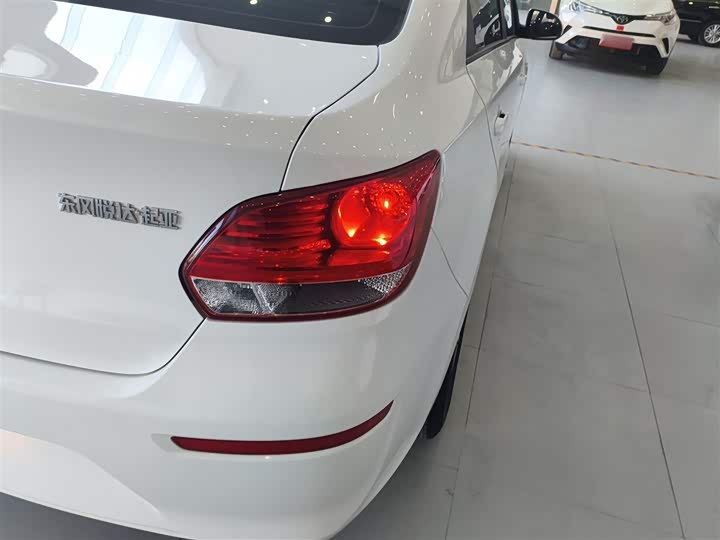 Kia Pegas 2020 2020款 改款 1.4L 自动舒适天窗版