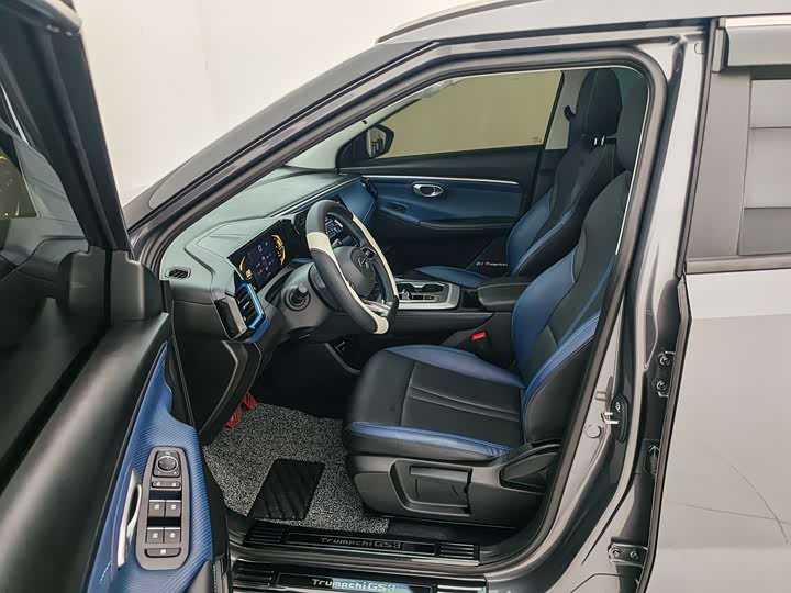 GAC Trumpchi GS3 2023 2023款 影速 270T 劲享版