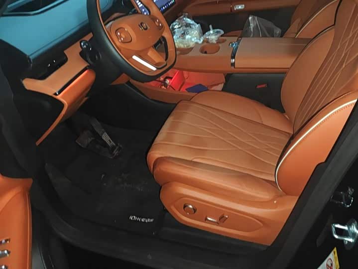 Changan Qiyuan (Nevo) Q07 2025 2025款 215尊荣型